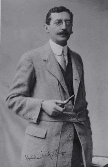 Halliwell Sutcliffe 
(1870-1932)